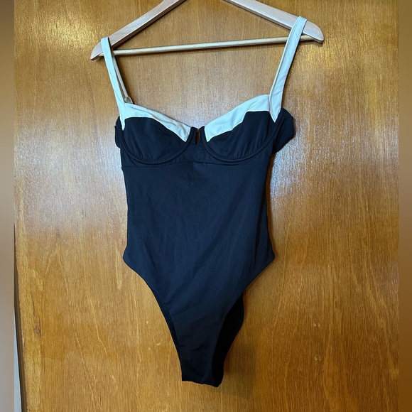 Monday Swimwear Clovelly One Piece Swimsuit Black and White - Picture 2 of 7